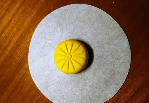 你做的南瓜饼不好看简单的多1步,要什么花样都有