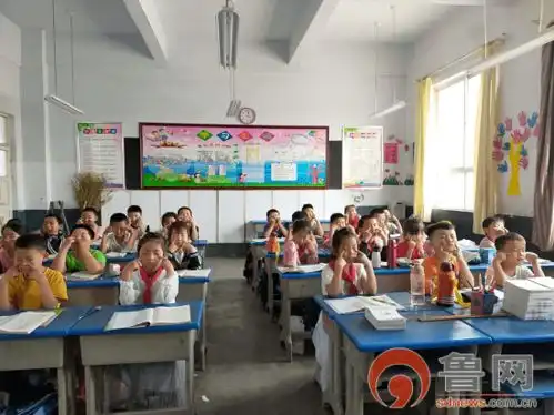临沂汪沟竹园小学开展全国爱眼日主题活动