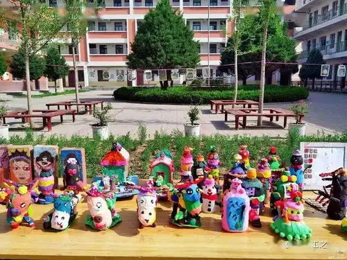 安塞区西河口中心小学庆六一作品展
