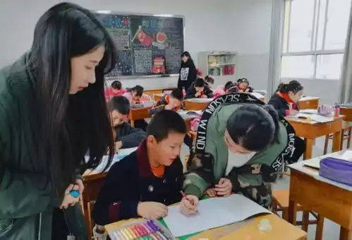 初中生阴间板报走红,画风有点诡异,胆小的学生表示不敢进