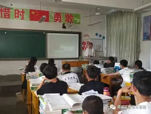 晁峪中学扎实开展防溺水安全教育系列活动