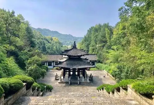 生日黑板报幼儿园可爱爱