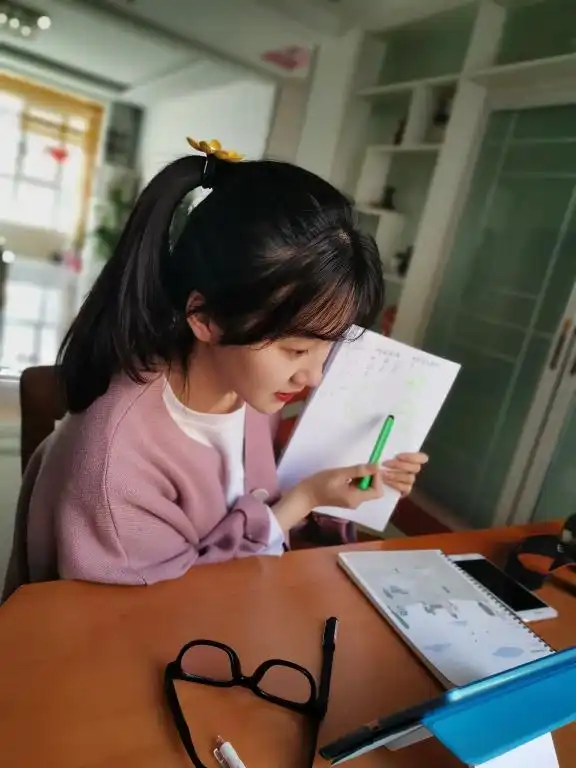 我校学子积极在线参与学雷锋志愿服务活动