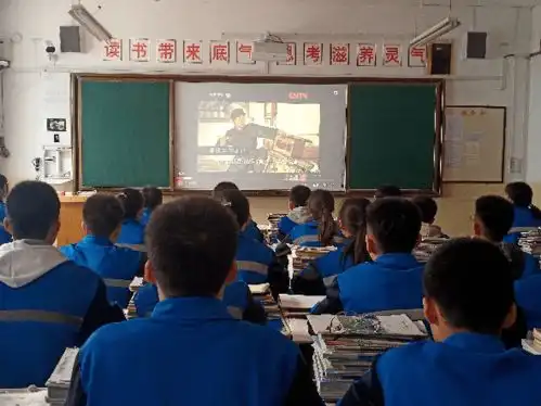 永登县各级团组织3月份主题团日活动集锦