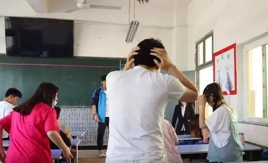 我院开展防震减灾避险演练活动