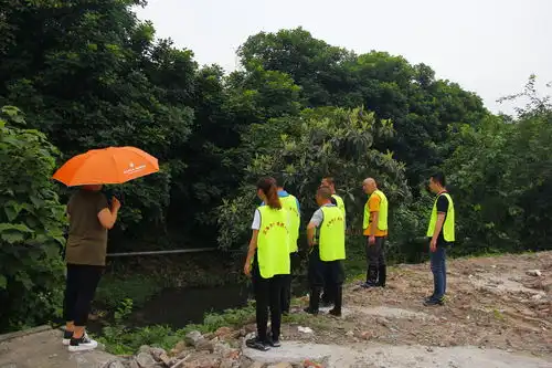 保护美丽梁滩河,重庆高新区含谷镇志愿者在努力